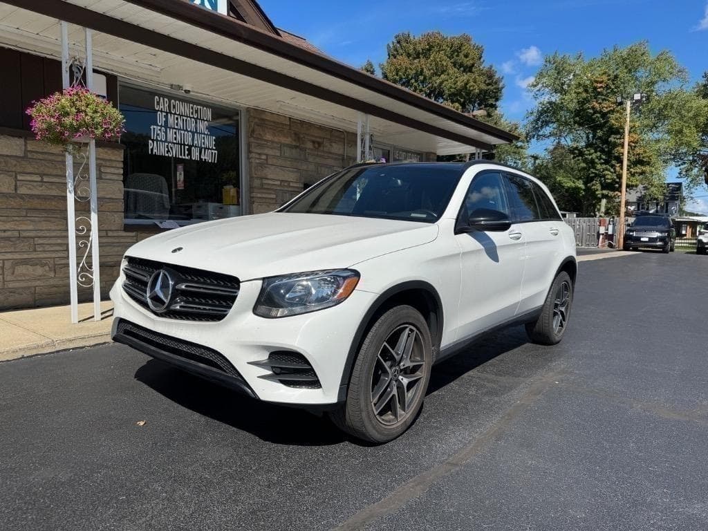 2018 Mercedes-Benz GLC GLC 300 4MATIC - Image 3
