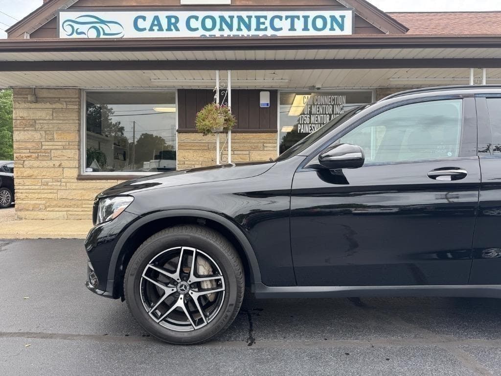 Photo 5 of 2018 Mercedes-Benz GLC GLC 300 4MATIC