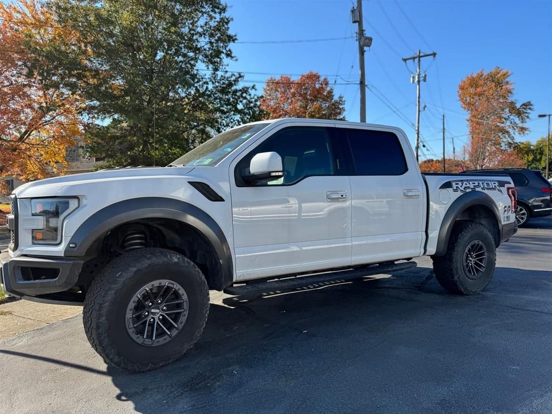 Photo 2 of 2019 Ford F-150 Raptor
